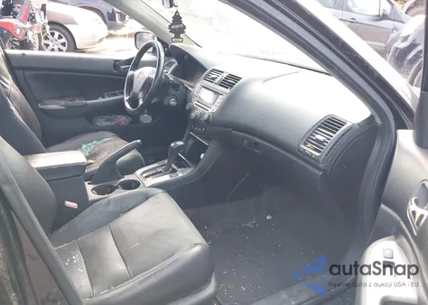 2007 Honda Accord 2.4 Ex from USA, damaged, VIN 1HGCM56887A133171